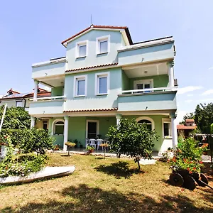 Simona Apartament